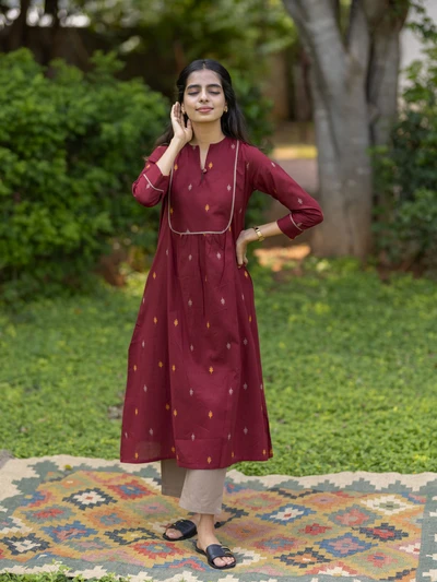 Maroon Dream Handloom Kurta Set