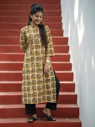 Beige Kantha Kurta