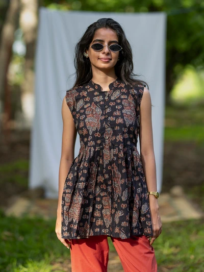 Black Ajrak Short Top