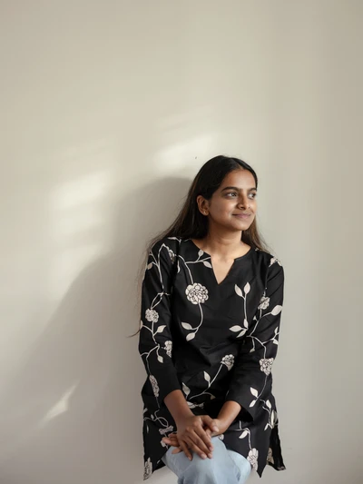 Black Floral Twine Short Kurti