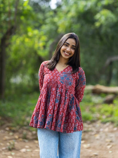 Crimson Blossom Short Top