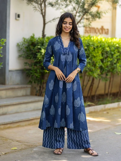 Neel Petal Butta Kurta Set