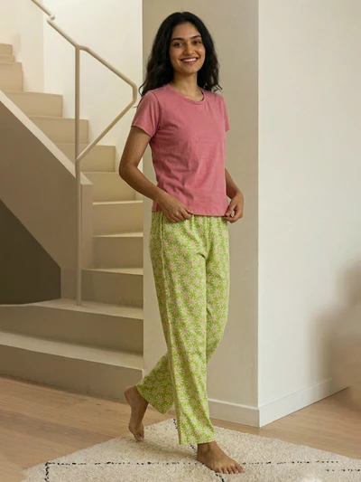T-Shirt-Solid Peach Cotton